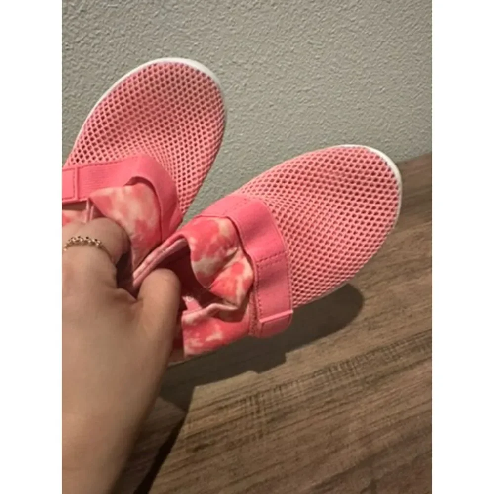 Cat & Jacket Pink Swimmer Shoes Size 10